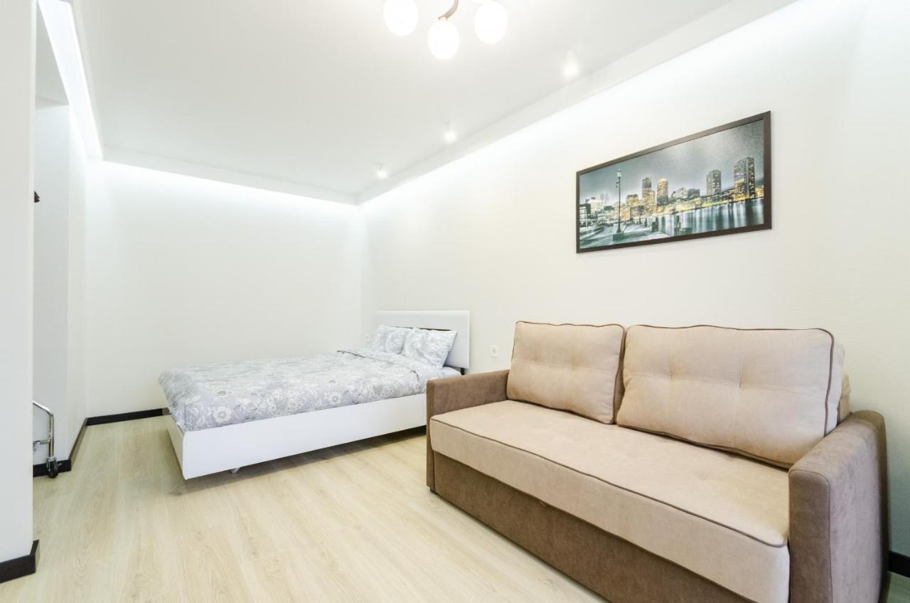 Artal Apartment On Obolonsky Avenue 31 Киев Екстериор снимка